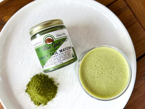 Enhanced matcha powder with medicinal mushrooms and wild superfood greens!
